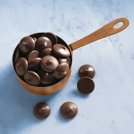 Queen Dark Chocolate Wafers (35 lb.) 3 Queen Dark Chocolate Wafers (35 lb.)